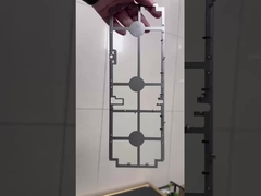 Specjalnie zaprojektowana blacha, odpowiedzialna za wielokrotne pola wytrzymałości