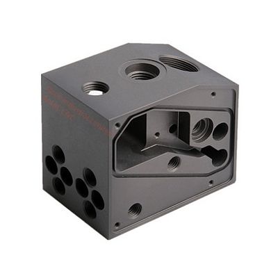 Aluminium Stal Mosiądz 5-osiowa usługa obróbki CNC Komponenty produkcyjne o wysokiej wydajności