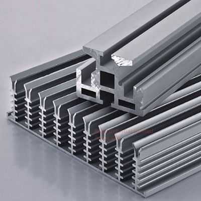 Profili wytłaczane ze stopu aluminium odpornego na korozję 6063 6061 6005 6060 T5 T6 Wielospesifikacje